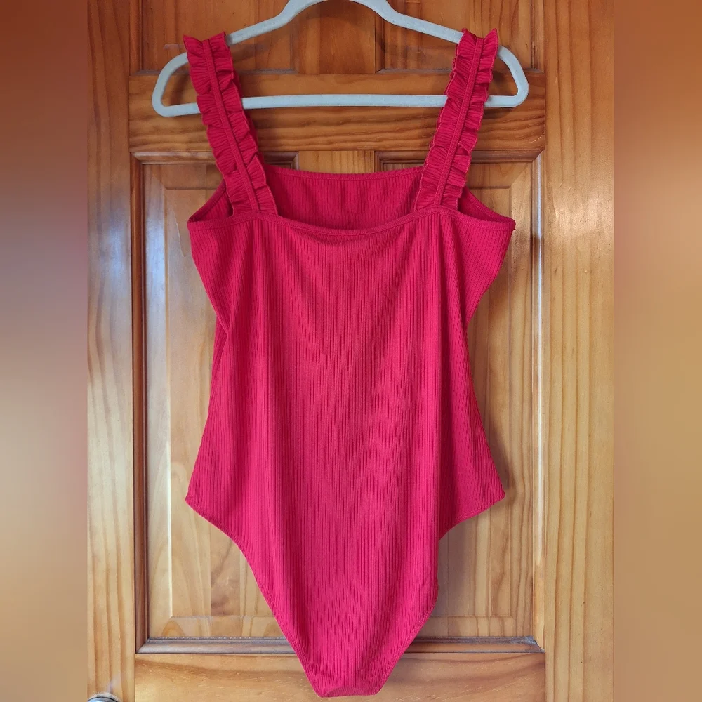 Vibrant Red Ribbed Bodysuit - Picture 2 of 7